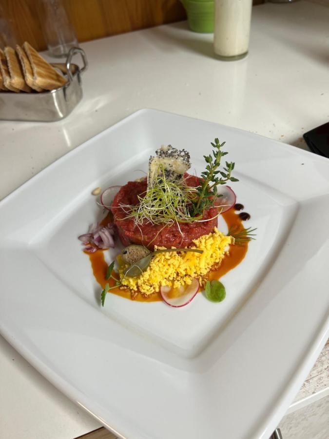 Und Restaurant Alpina Salouf