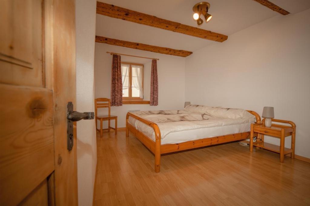 Und Restaurant Alpina Inn *